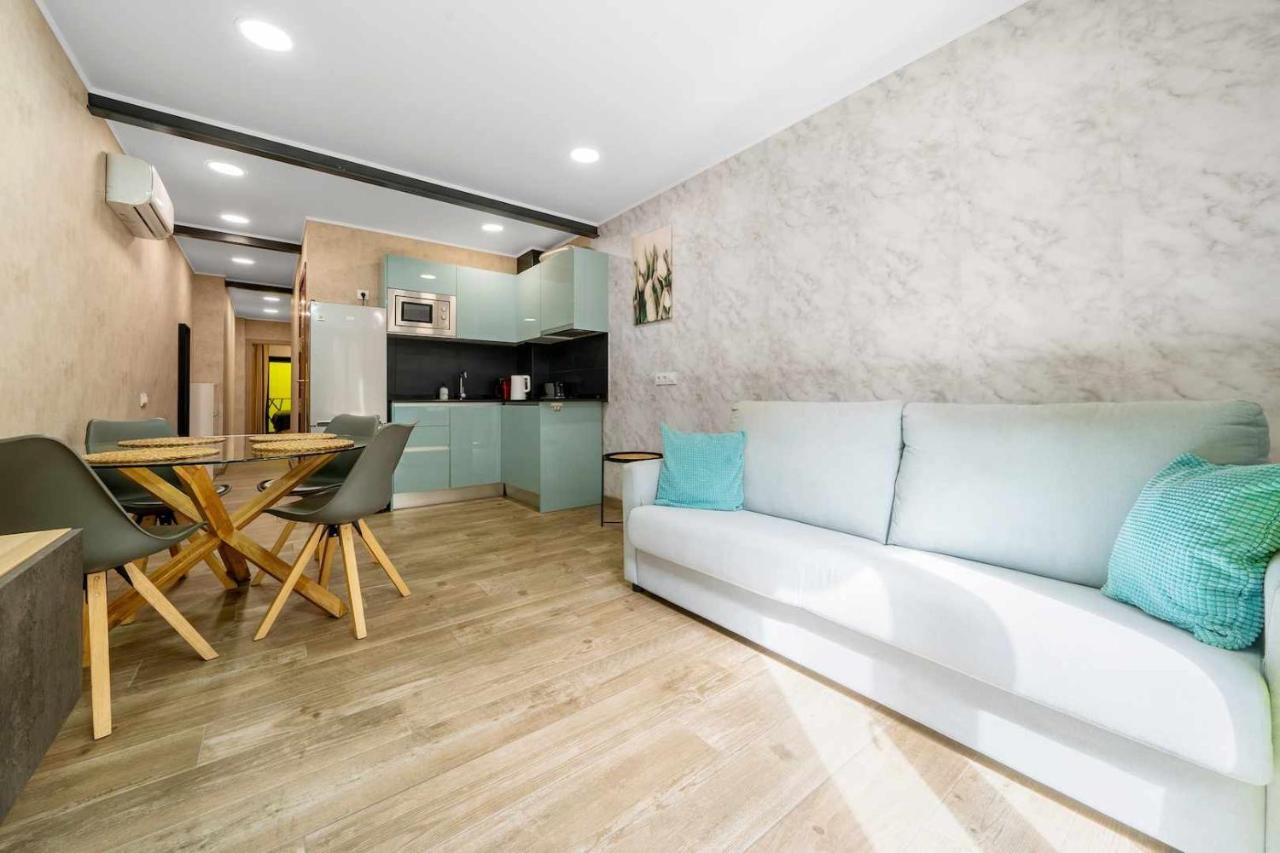 Apartments Lilia Reus Habitación foto