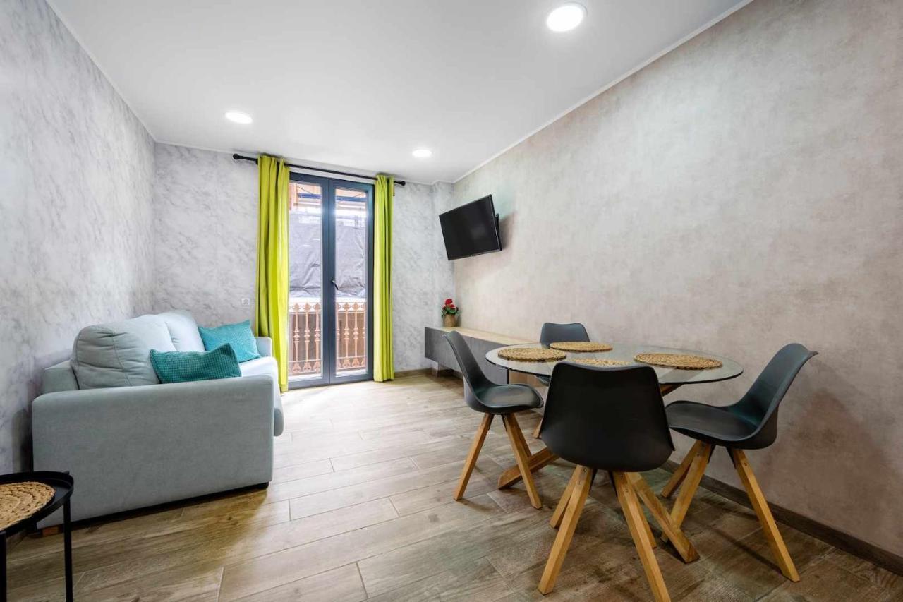 Apartments Lilia Reus Habitación foto