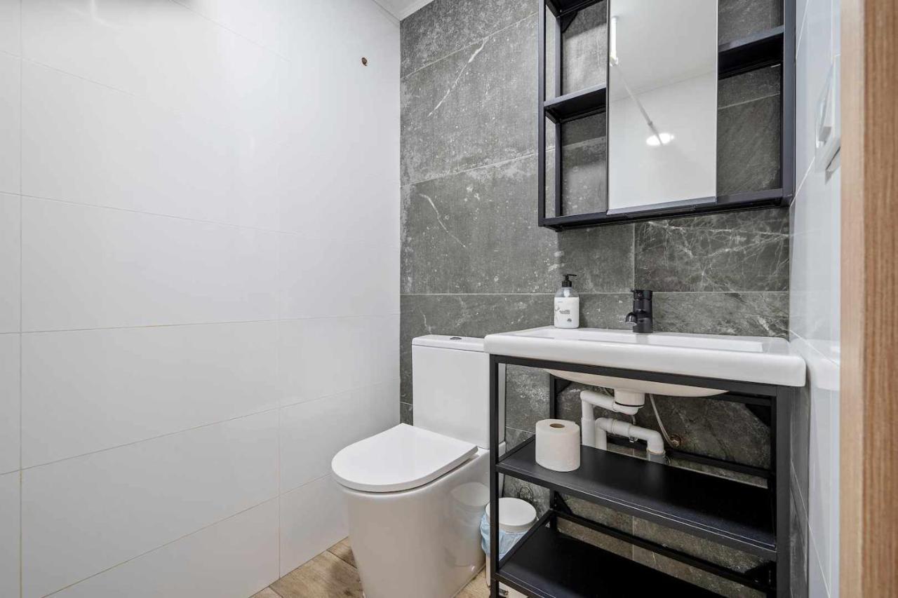 Apartments Lilia Reus Habitación foto