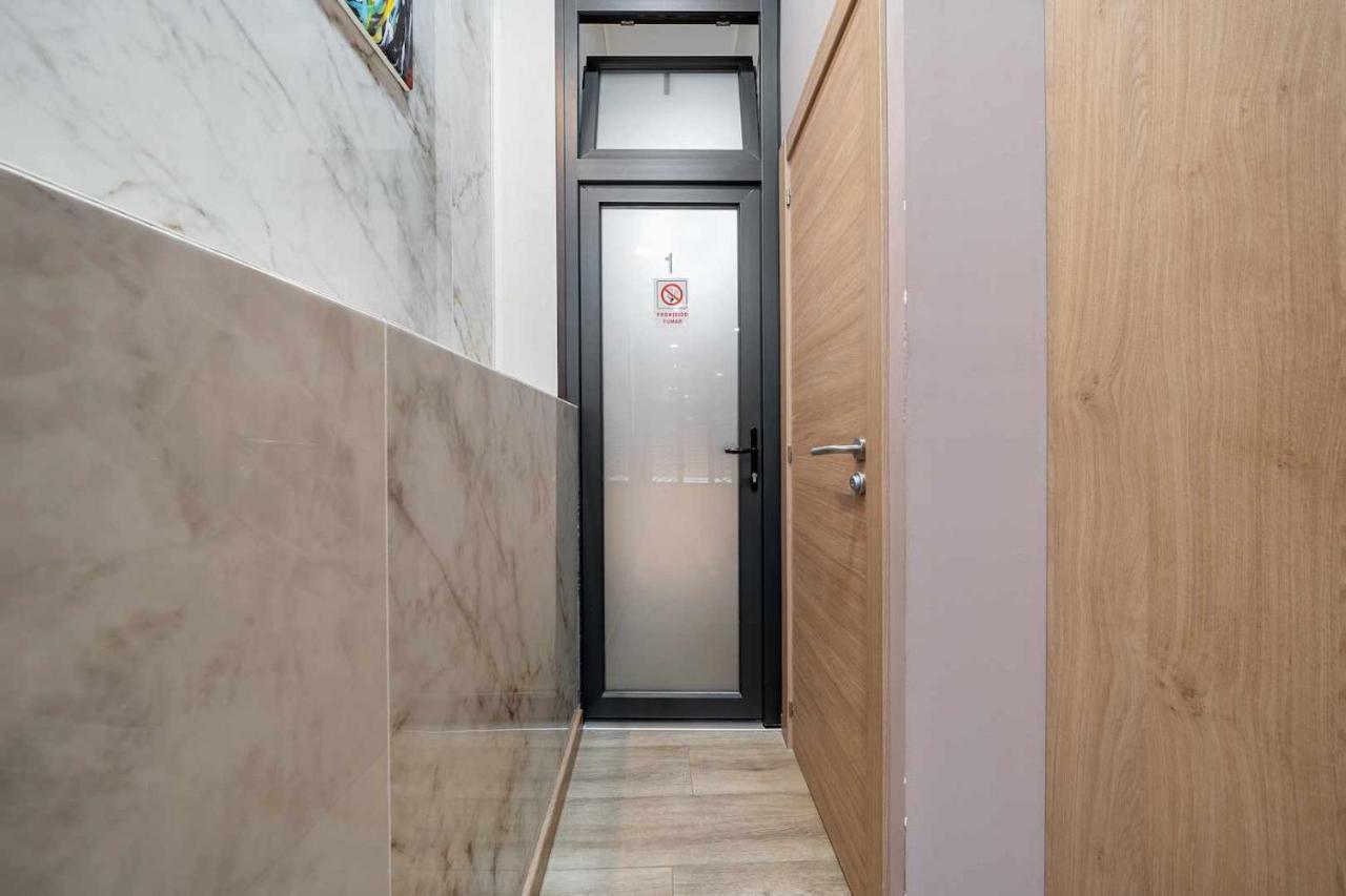 Apartments Lilia Reus Habitación foto