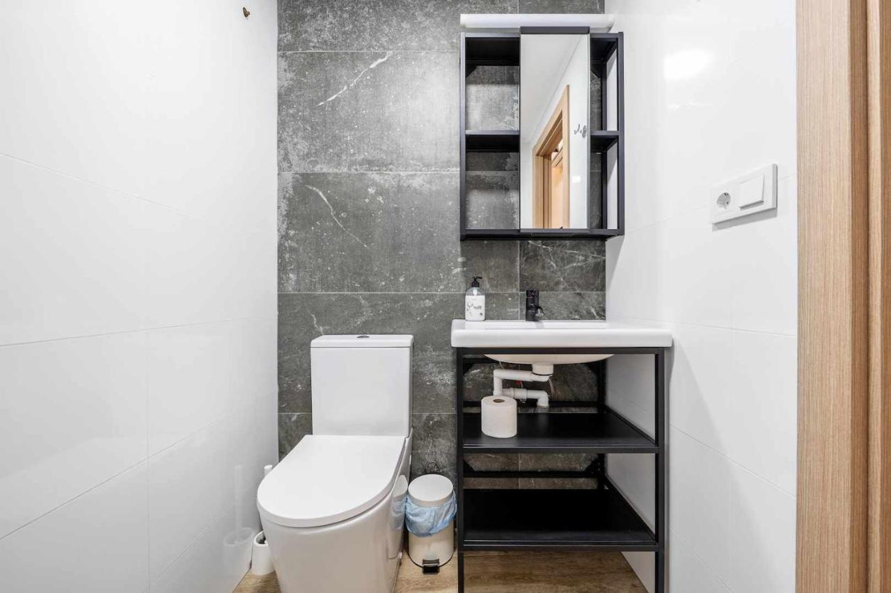 Apartments Lilia Reus Habitación foto